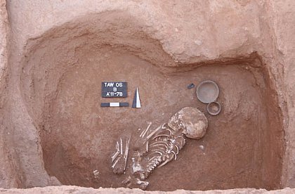 Fig. 7 Area B - Halafian shaft-grave