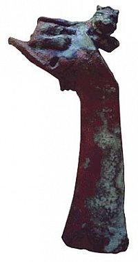 Bronze axe from tomb 98.B.01